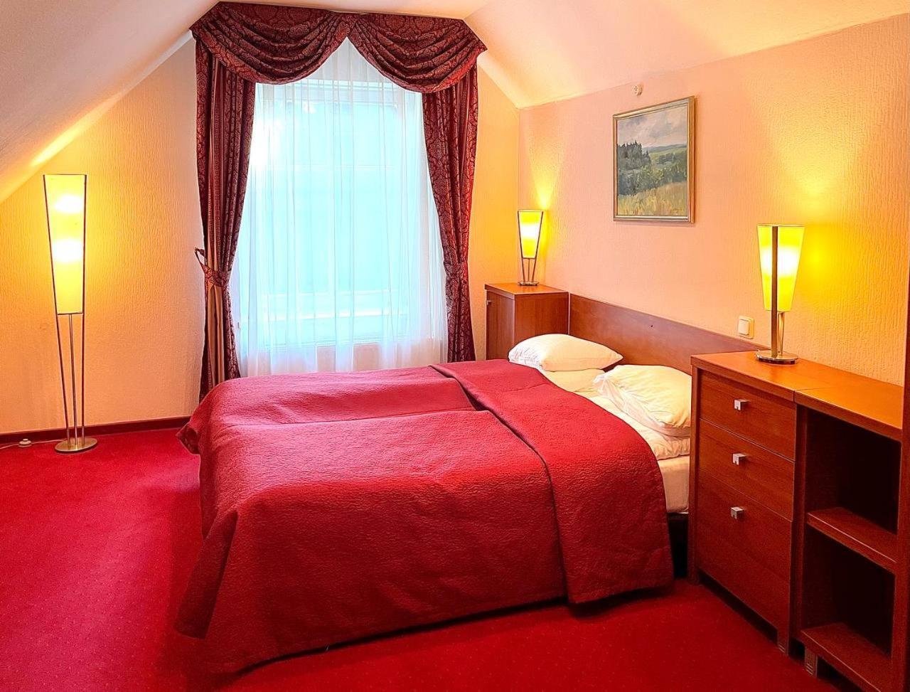 Lucky Fish Jurmala Hotel ภายนอก รูปภาพ