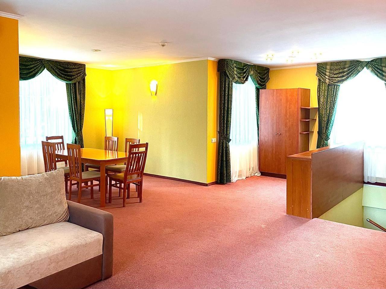 Lucky Fish Jurmala Hotel ภายนอก รูปภาพ