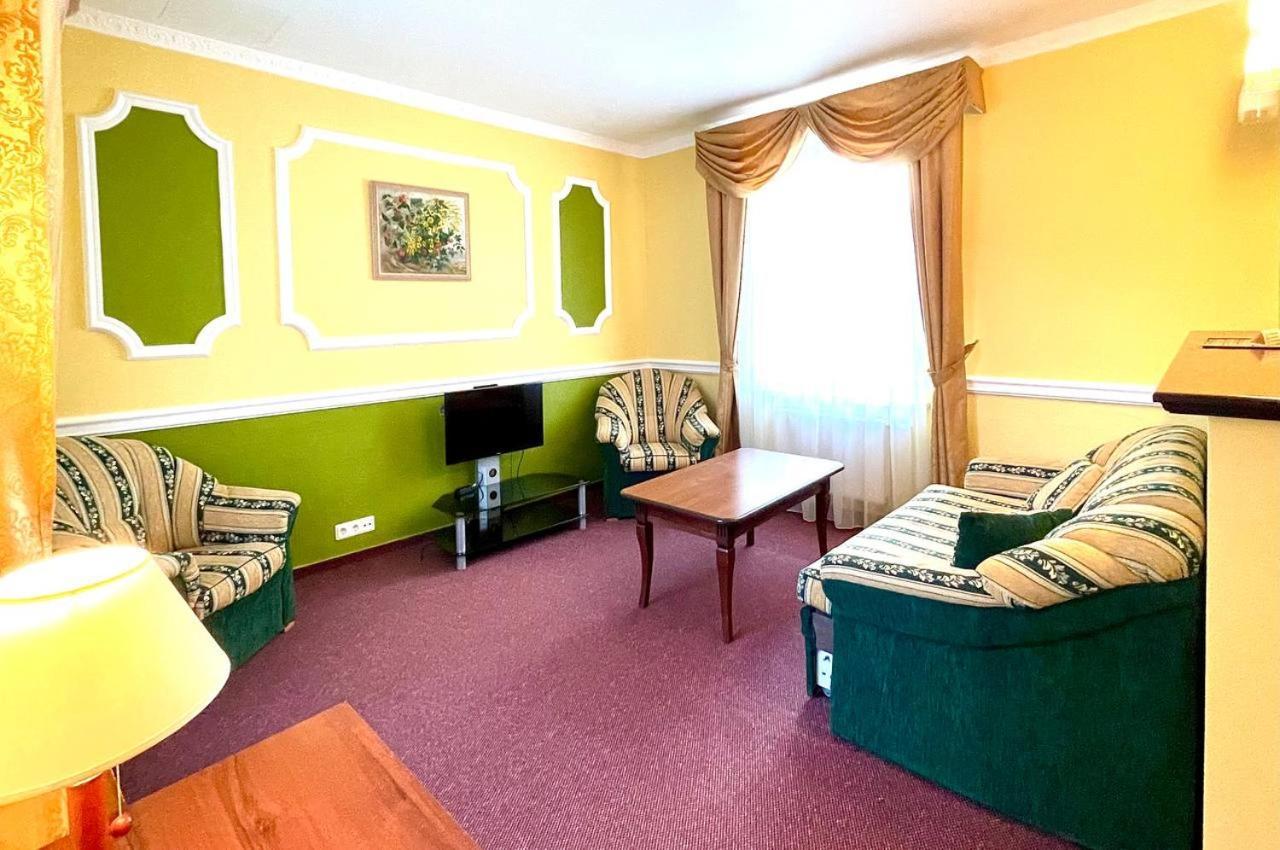 Lucky Fish Jurmala Hotel ภายนอก รูปภาพ