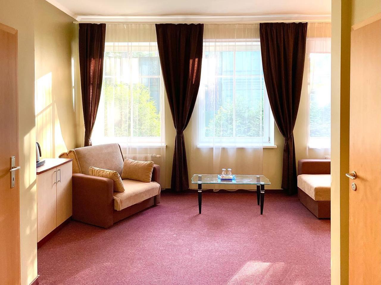 Lucky Fish Jurmala Hotel ภายนอก รูปภาพ