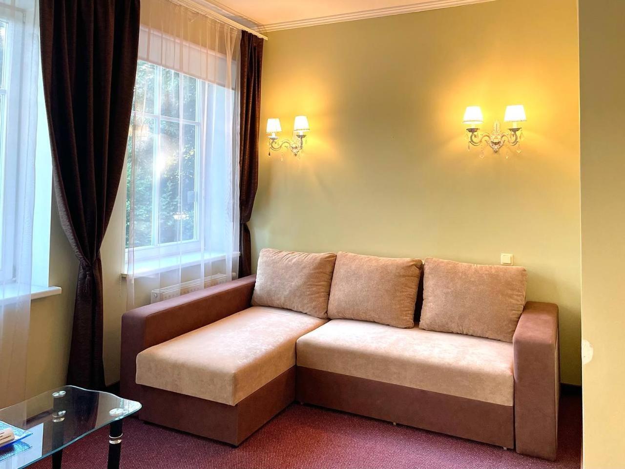 Lucky Fish Jurmala Hotel ภายนอก รูปภาพ