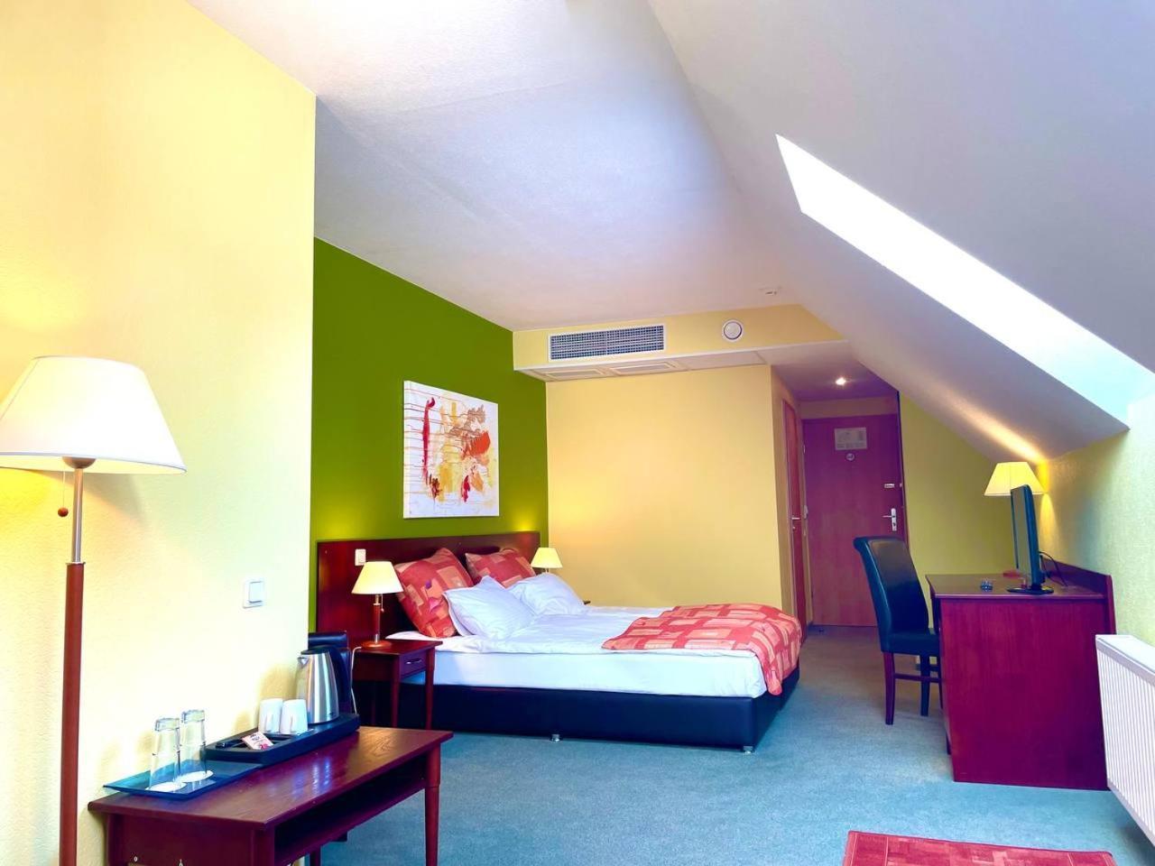 Lucky Fish Jurmala Hotel ภายนอก รูปภาพ